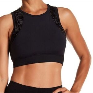 WARRIOR Velvet workout bra tank  by Danika Patrick wine color NWT size Medium